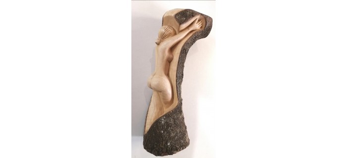 Statuette femme tronc en bois de Fanazava