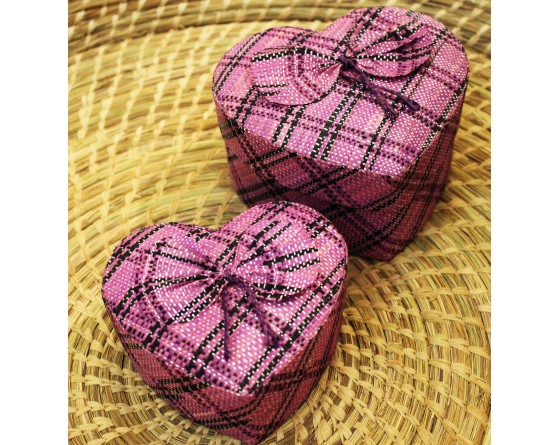Boites coeur en rabanne,en gigogne.
