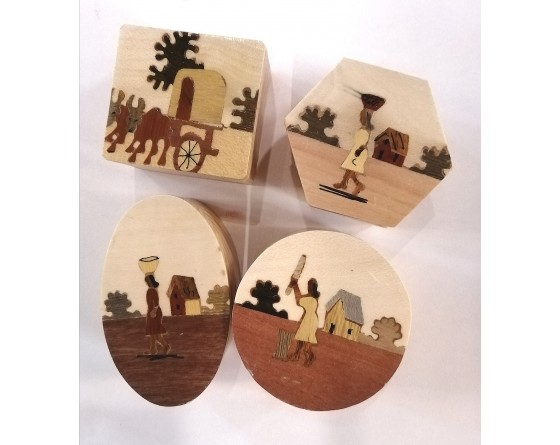 MINI BOITES MARQUETEES